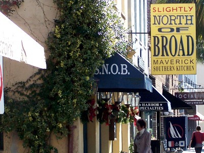 charleston_dining_400