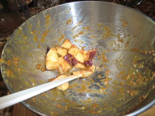 Caramel tossed apples, YUM!