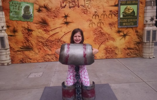 Disneys_Hollywood_Studios_handcuffed