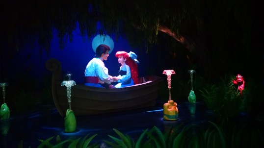 Magic_Kingdom_Little Mermaid and Prince Eric